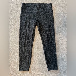Lululemon Wunder Under HR
Tight 25* size 12